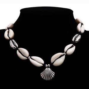Sea Shell Choker Necklace